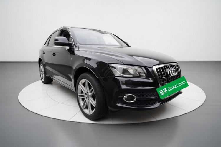 Used Audi Q5 2010 3.2 FSI Sport Edition Front Right 45 Deg