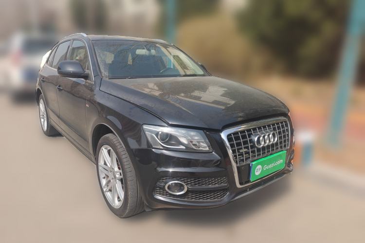 Used Audi Q5 2010 3.2 FSI Sport Edition Front Right 45 Deg