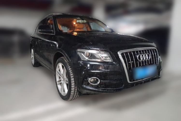Used Audi Q5 2010 3.2 FSI Sport Edition Front Right 45 Deg