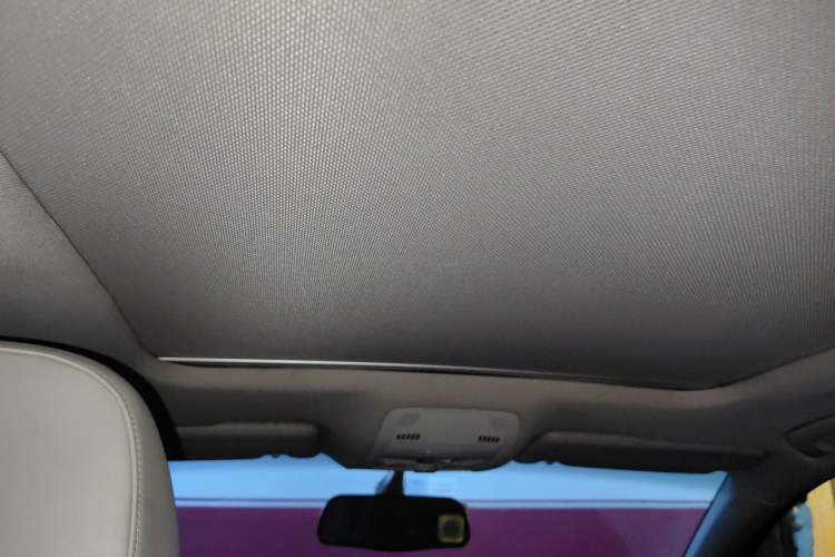 Used Audi Q5 2010 3.2 FSI Off-road Version Headliner