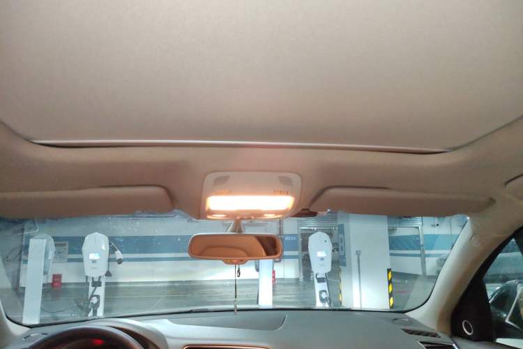 Used Audi Q5 2010 3.2 FSI Sport Edition Headliner