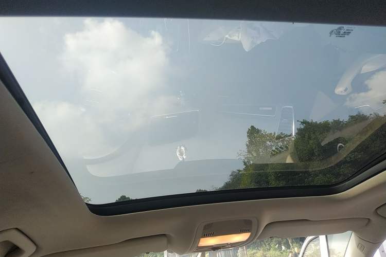 Used Audi Q5 2010 3.2 FSI Sport Edition Headliner