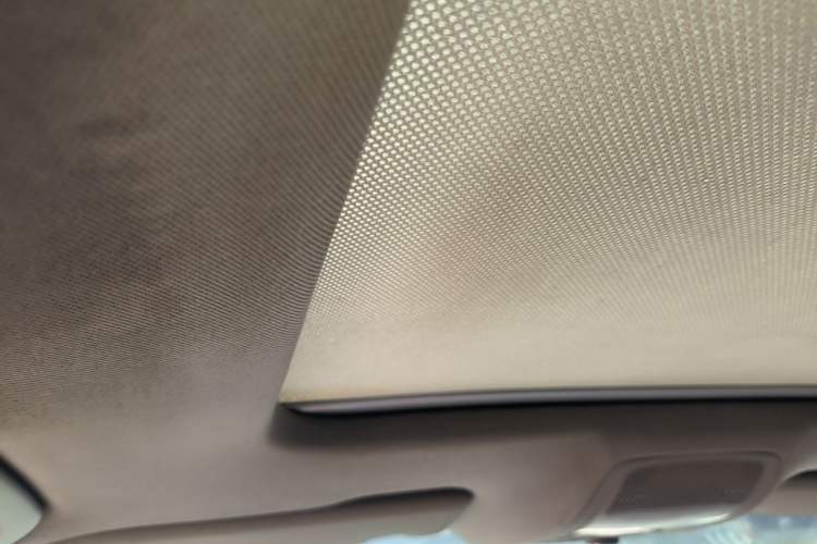Used Audi Q5 2010 2.0TFSI Technology Edition Headliner