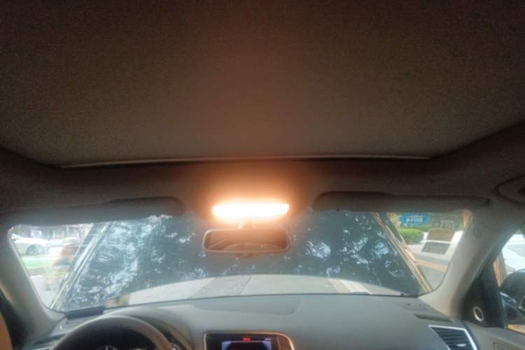 Used Audi Q5 2010 3.2 FSI Sport Edition Headliner