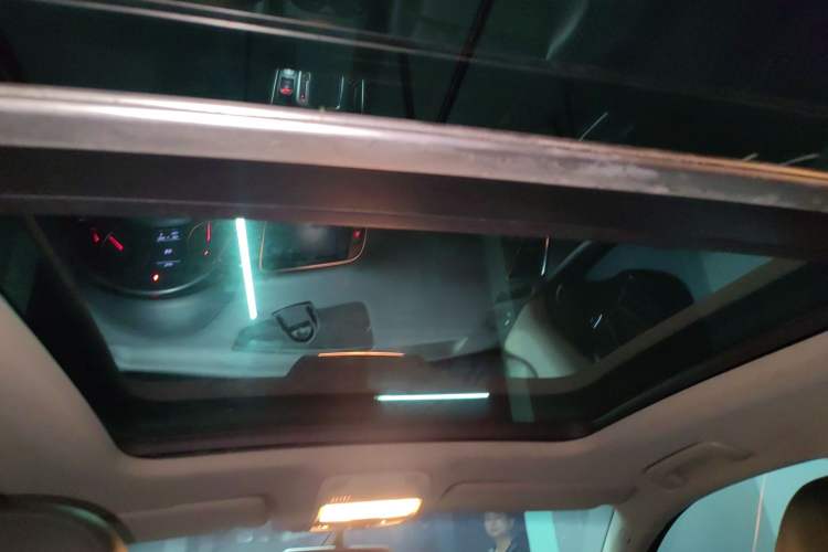 Used Audi Q5 2010 3.2 FSI Sport Edition Headliner