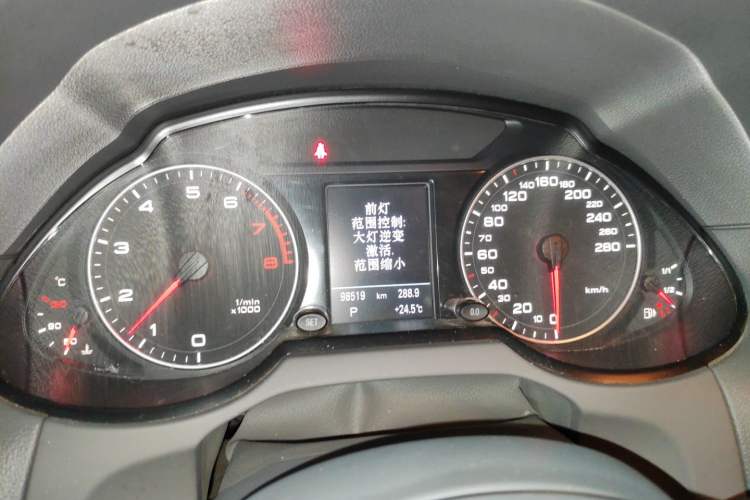 Used Audi Q5 2010 3.2 FSI Sport Edition Instrument Cluster