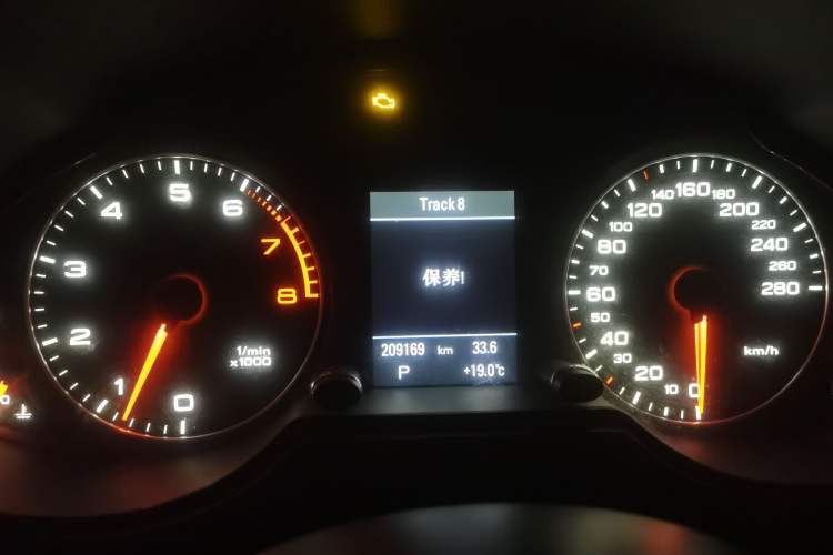 Used Audi Q5 2010 3.2 FSI Sport Edition Instrument Cluster