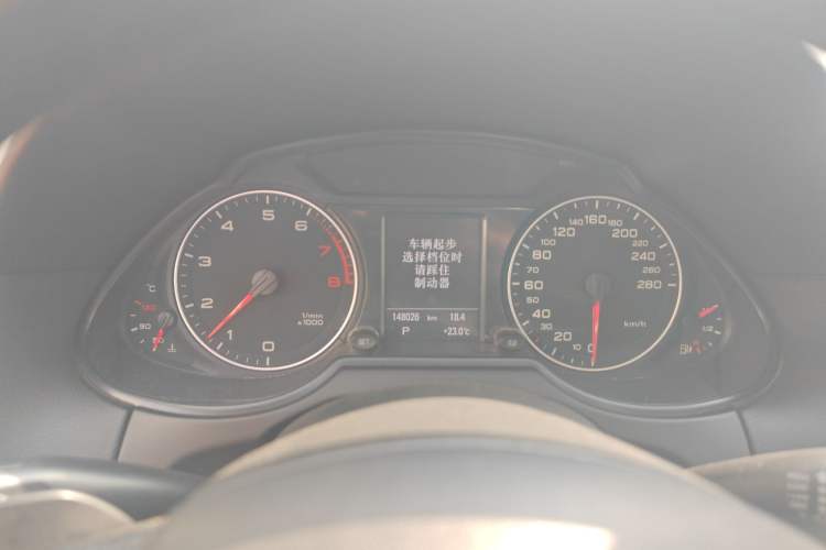 Used Audi Q5 2010 3.2 FSI Sport Edition Instrument Cluster