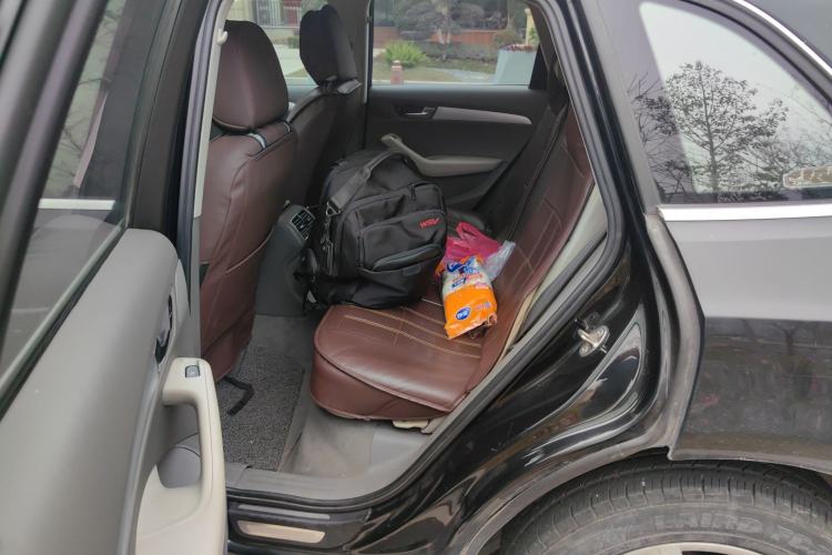 Used Audi Q5 2010 2.0TFSI Technology Edition Left Rear Seat