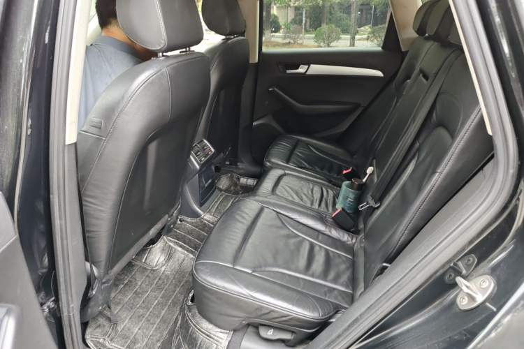 Used Audi Q5 2010 2.0TFSI Off-Road Version Left Rear Seat