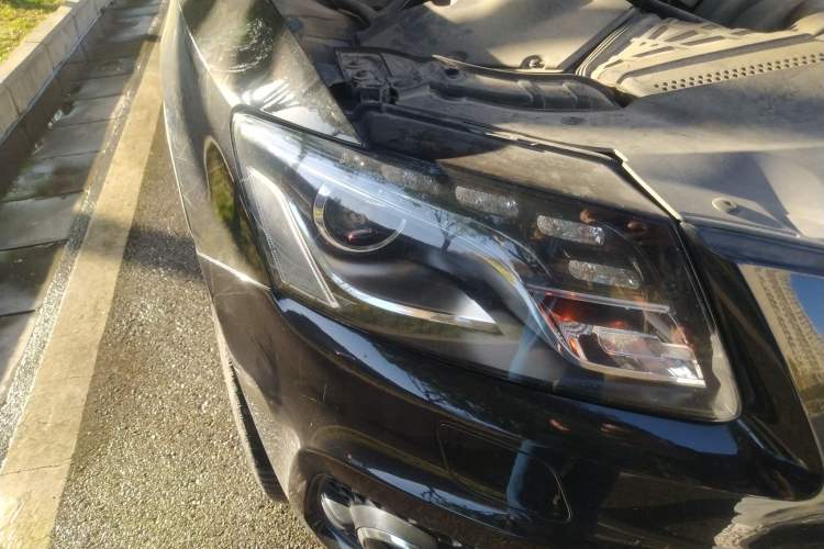 Used Audi Q5 2010 3.2 FSI Sport Edition Right Front Headlight