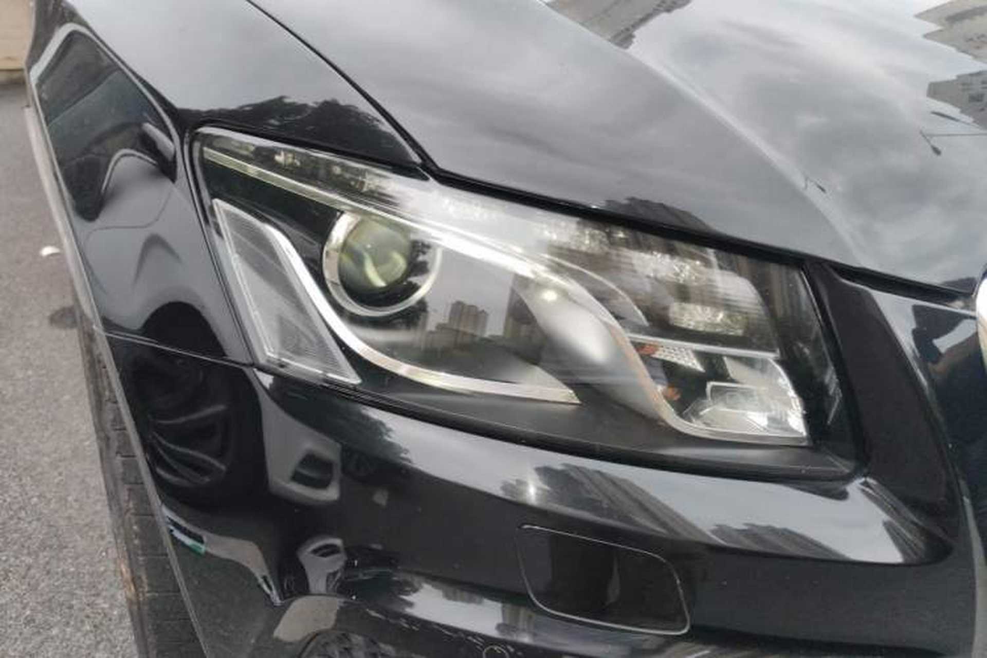 Used Audi Q5 2010 3.2 FSI Sport Edition Right Front Headlight