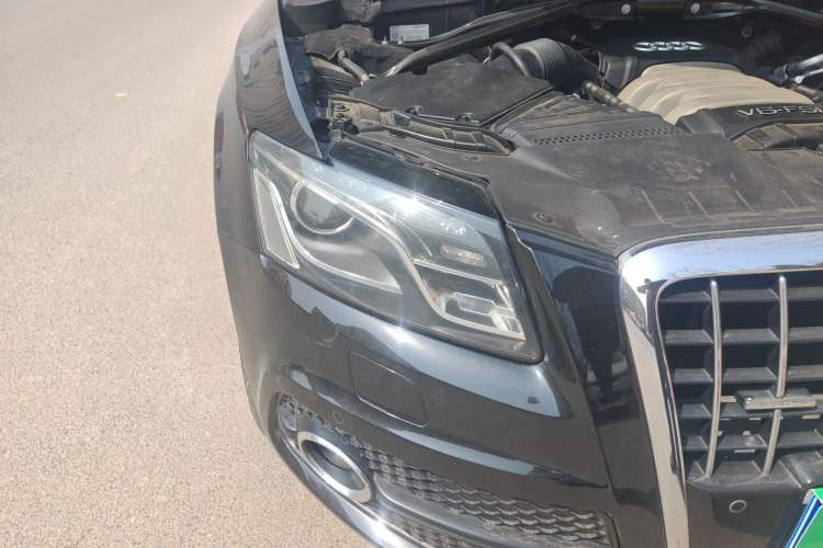 Used Audi Q5 2010 3.2 FSI Sport Edition Right Front Headlight