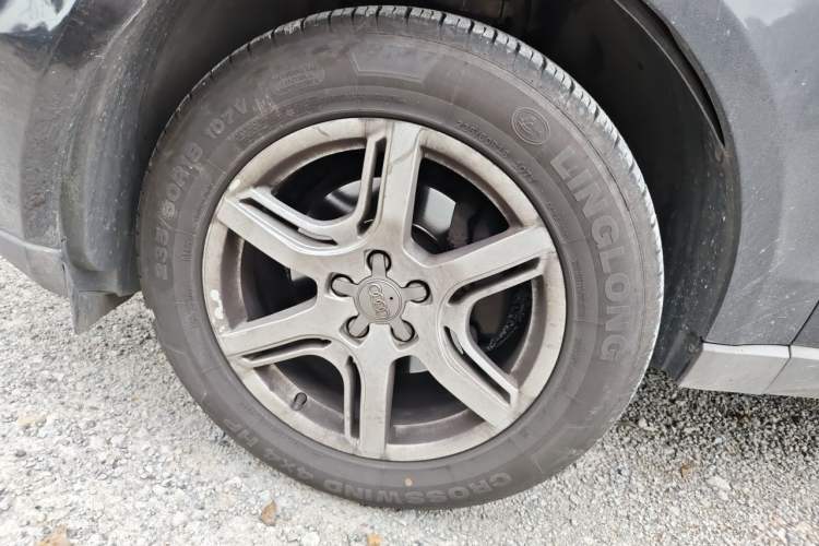 Used Audi Q5 2010 2.0TFSI Off-Road Version Right Front Wheel Hub
