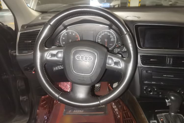 Used Audi Q5 2010 3.2 FSI Sport Edition Steering Wheel