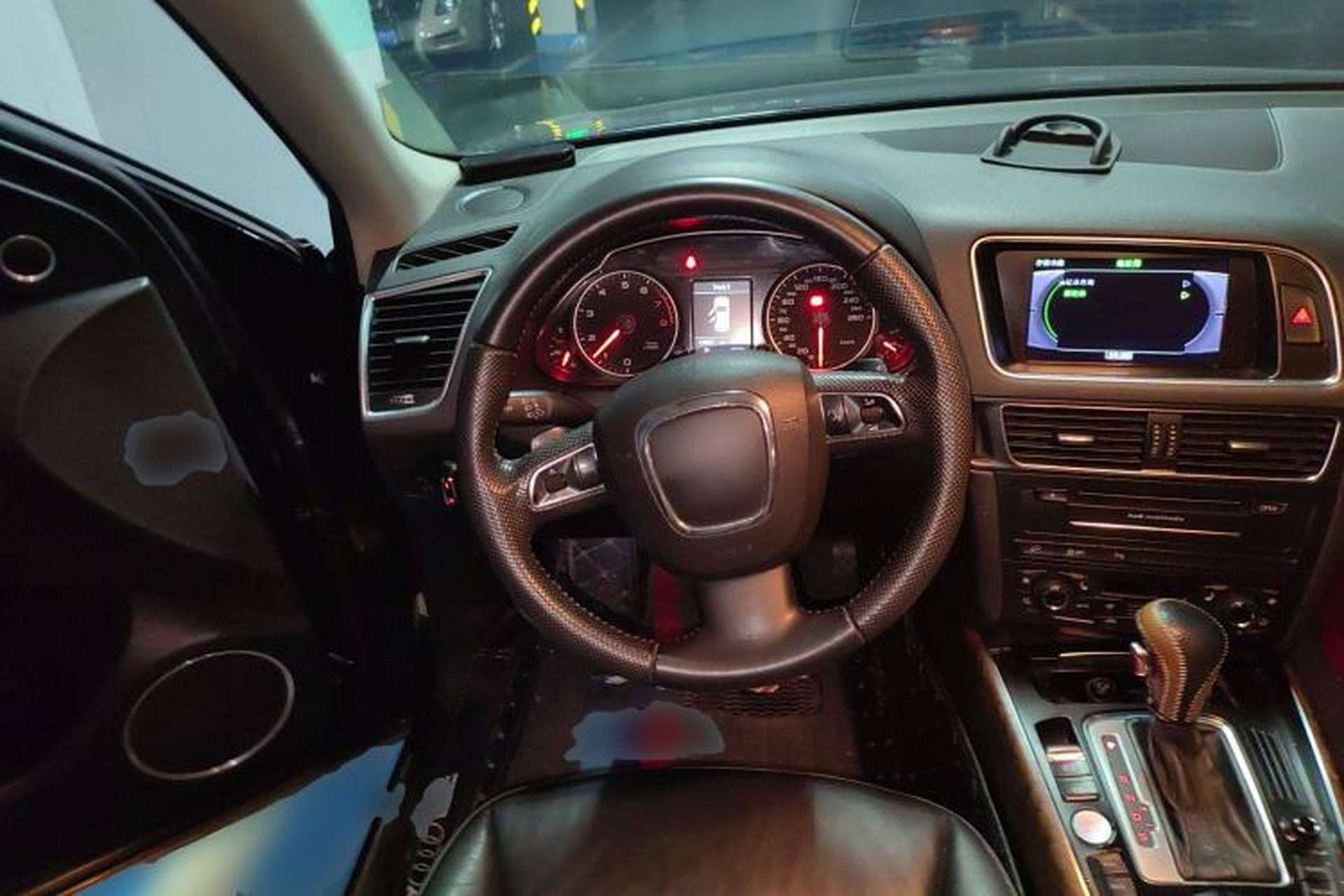 Used Audi Q5 2010 3.2 FSI Sport Edition Steering Wheel