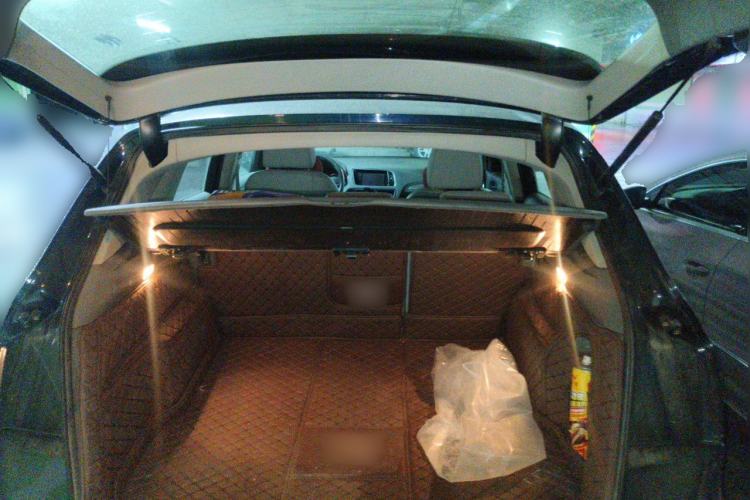 Used Audi Q5 2010 2.0TFSI Trendy Edition Trunk