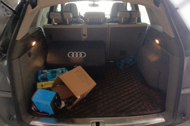 Used Audi Q5 2010 2.0TFSI Trendy Edition Trunk