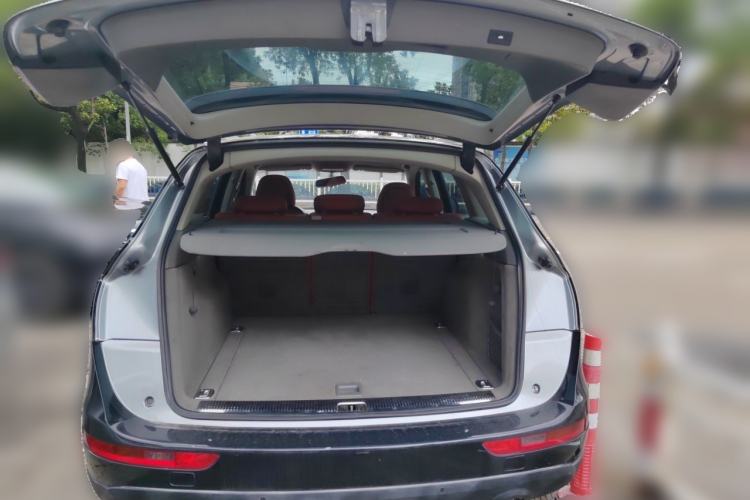 Used Audi Q5 2010 2.0TFSI Technology Edition Trunk