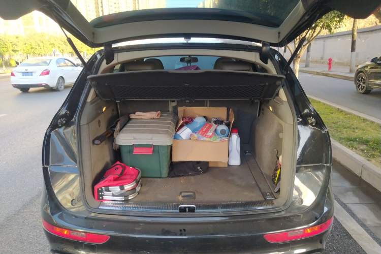 Used Audi Q5 2010 3.2 FSI Sport Edition Trunk
