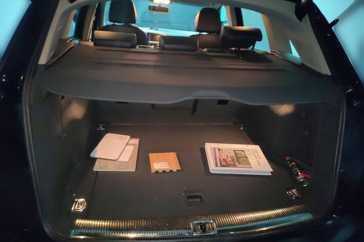 Used Audi Q5 2010 3.2 FSI Sport Edition Trunk