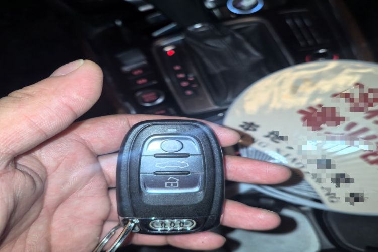 Used Audi Q5 2010 3.2 FSI Sport Edition Vehicle Key