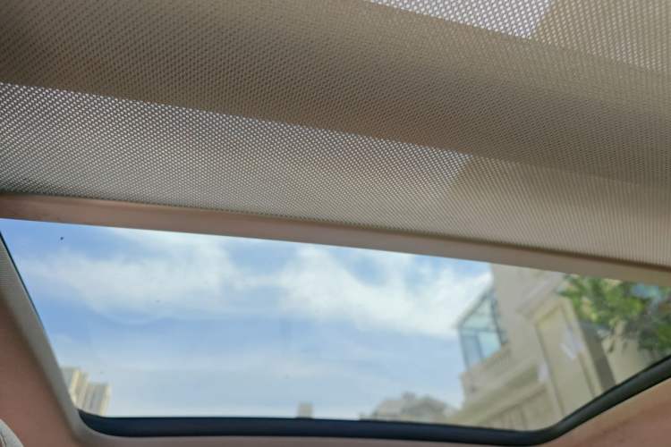 Used Audi Q5 2010 3.2 FSI Off-road Version Headliner