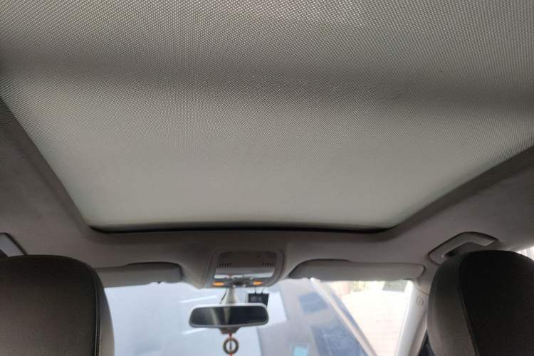Used Audi Q5 2010 2.0TFSI Comfort Version Headliner