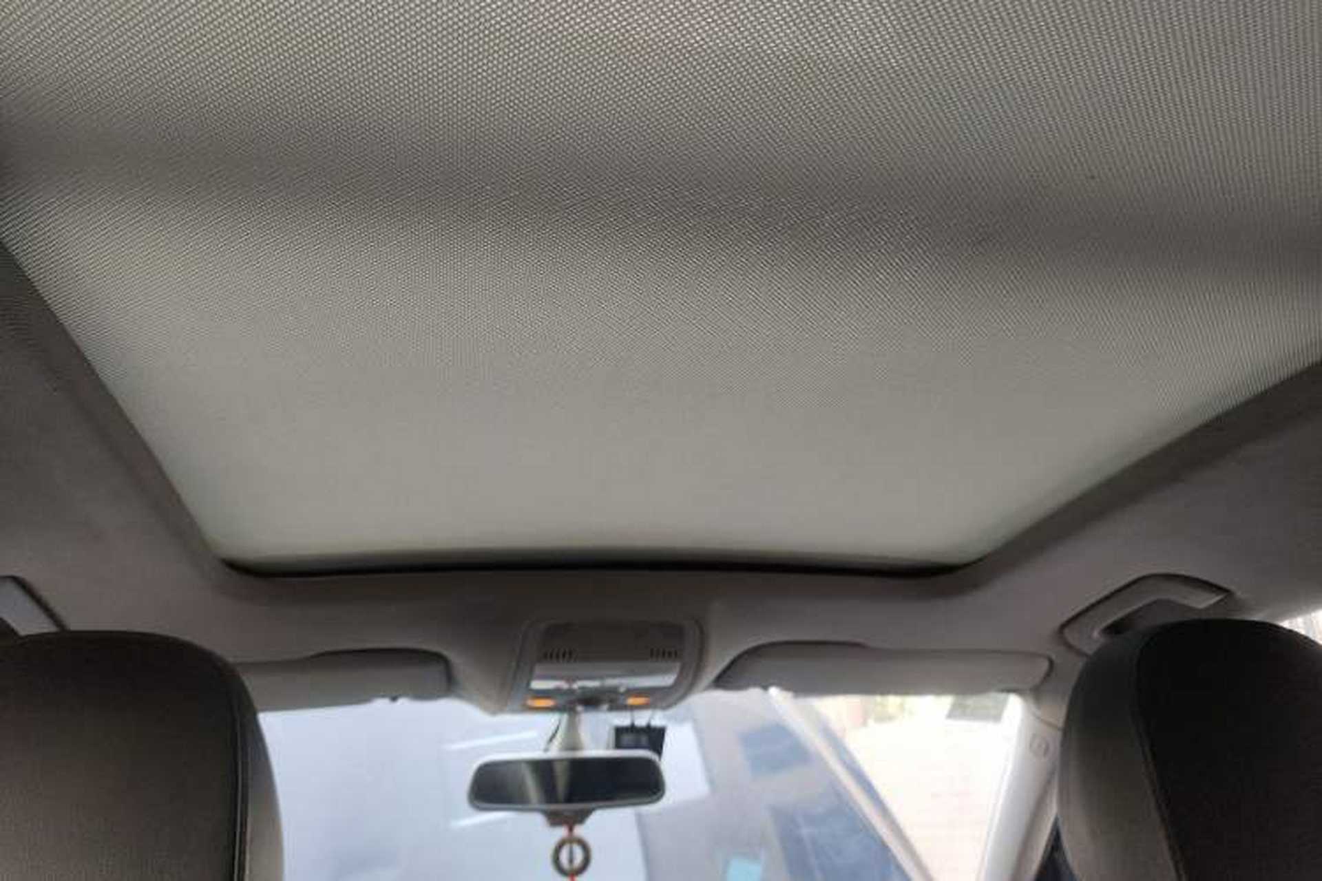 Used Audi Q5 2010 2.0TFSI Comfort Version Headliner