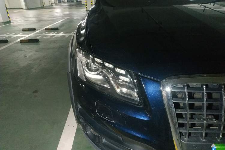 Used Audi Q5 2010 2.0TFSI Off-Road Version Right Front Headlight
