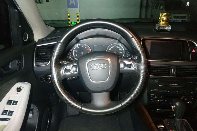 Used Audi Q5 2010 2.0TFSI Off-Road Version Steering Wheel
