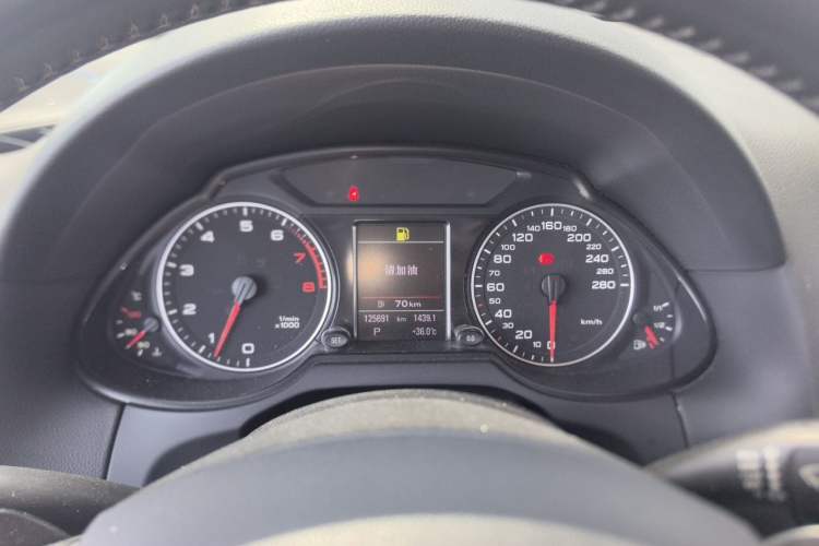 Used Audi Q5 2010 3.2 FSI Sport Edition Instrument Cluster