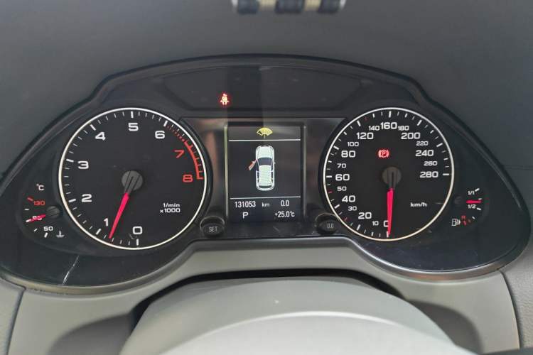 Used Audi Q5 2010 3.2 FSI Sport Edition Instrument Cluster
