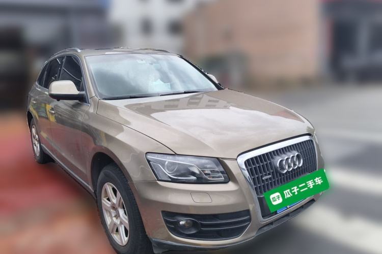 Used Audi Q5 2010 2.0TFSI Trendy Edition Front Right 45 Deg
