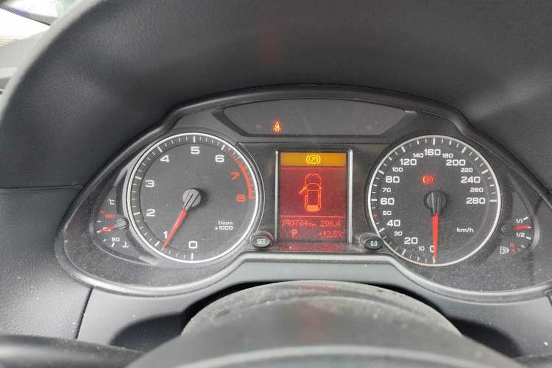 Used Audi Q5 2010 2.0TFSI Trendy Edition Instrument Cluster