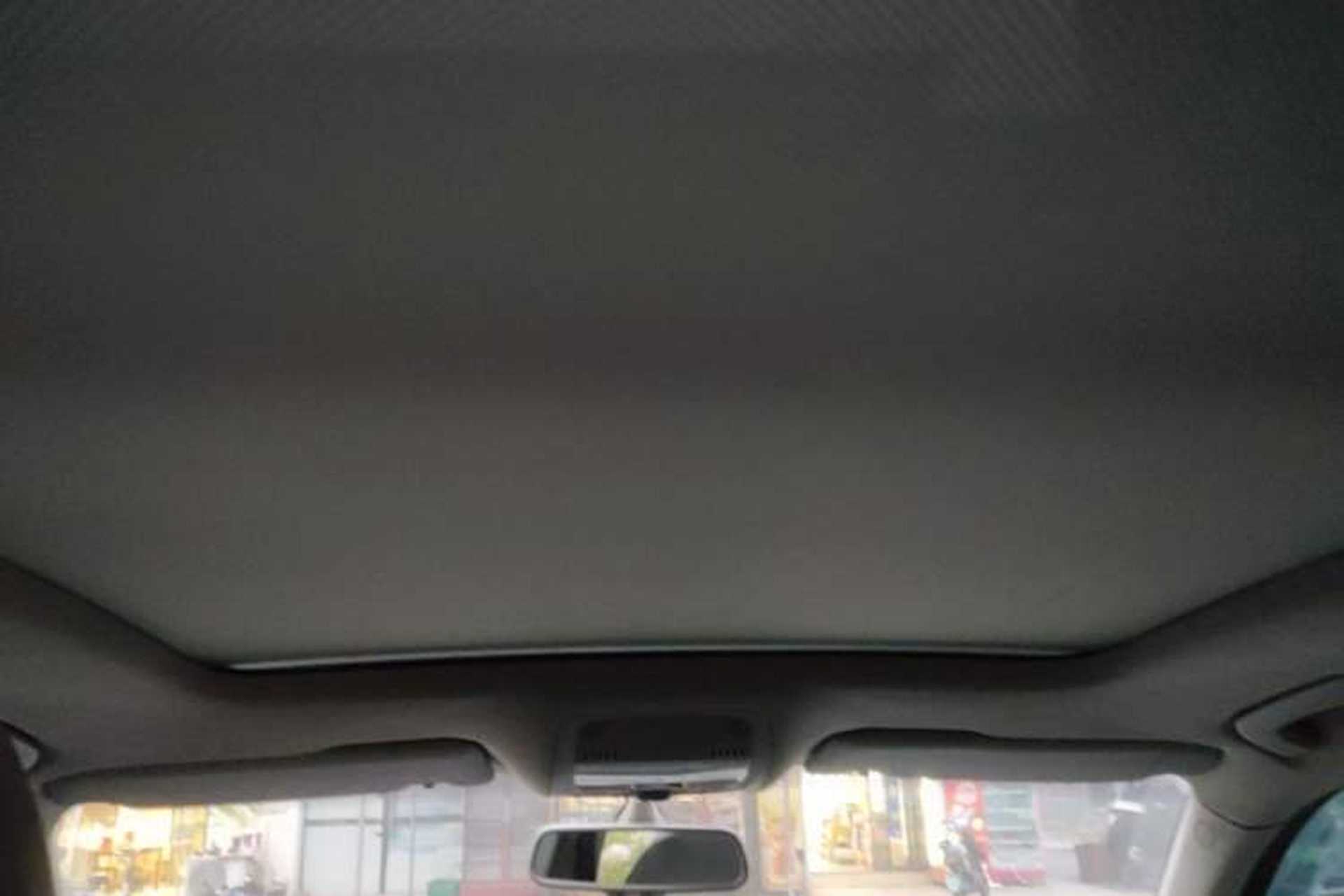 Used Audi Q5 2010 3.2 FSI Off-road Version Headliner