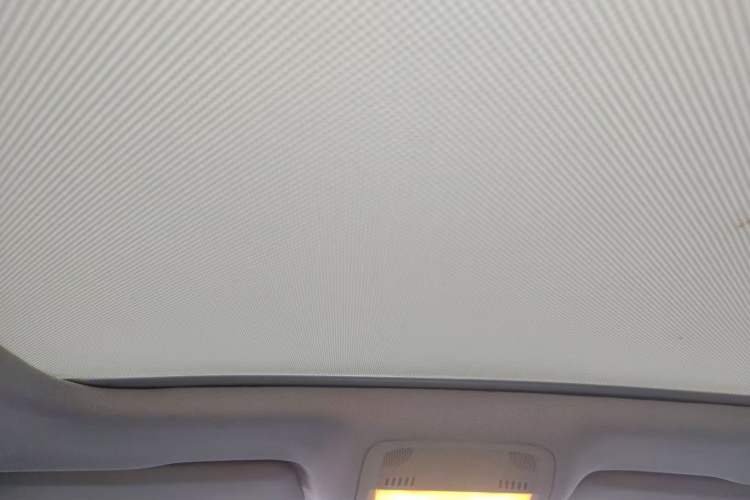 Used Audi Q5 2010 2.0TFSI Technology Edition Headliner