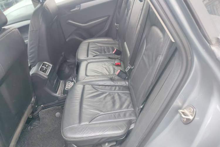 Used Audi Q5 2010 2.0TFSI Technology Edition Left Rear Seat