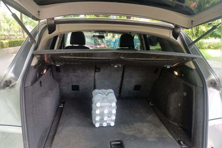 Used Audi Q5 2010 2.0TFSI Trendy Edition Trunk