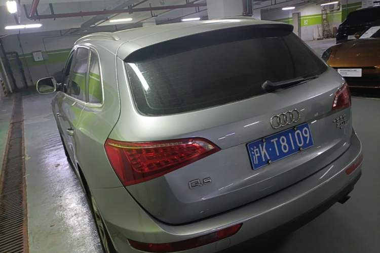 Used Audi Q5 2010 2.0TFSI Technology Edition Rear Left 45 Deg