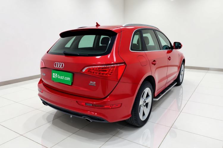 Used Audi Q5 2010 3.2 FSI Sport Edition Rear Right 45 Deg