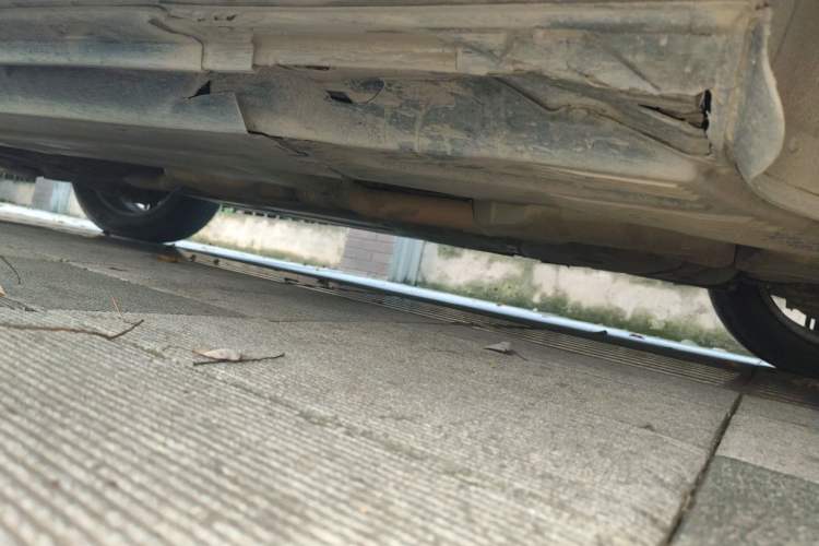 Used Audi Q5 2010 2.0TFSI Technology Edition Chassis Rear Left