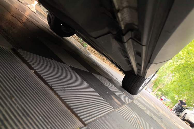 Used Audi Q5 2010 2.0TFSI Technology Edition Chassis Rear Right