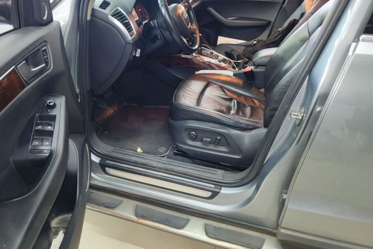 Used Audi Q5 2010 2.0TFSI Comfort Version Driver Seat