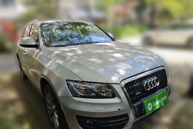 Used Audi Q5 2010 2.0TFSI Comfort Version Front Right 45 Deg
