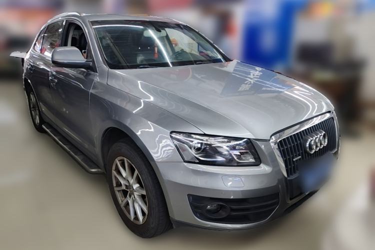 Used Audi Q5 2010 2.0TFSI Comfort Version Front Right 45 Deg