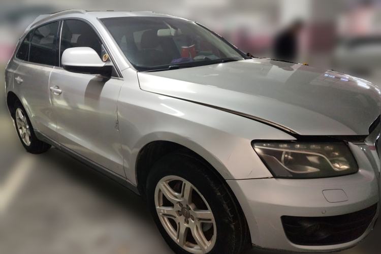 Used Audi Q5 2010 2.0TFSI Technology Edition Front Right 45 Deg
