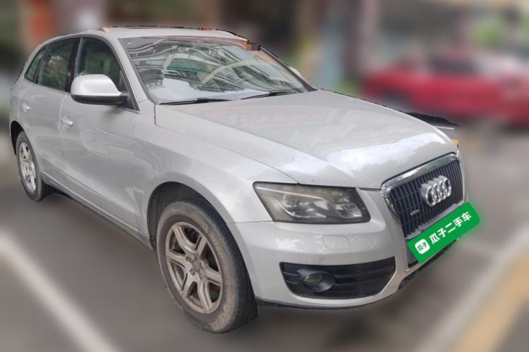 Used Audi Q5 2010 2.0TFSI Technology Edition Front Right 45 Deg