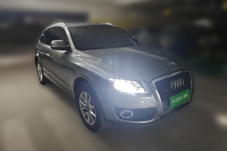 Used Audi Q5 2010 2.0TFSI Comfort Version Front Right 45 Deg