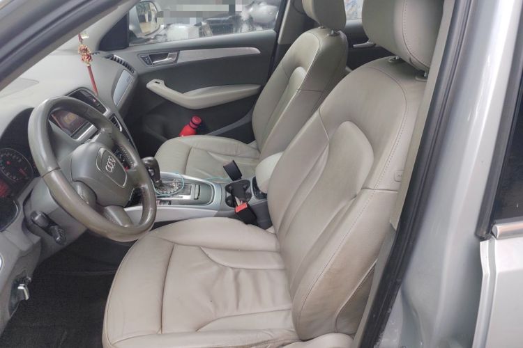 Used Audi Q5 2010 2.0TFSI Technology Edition Left Front Seat